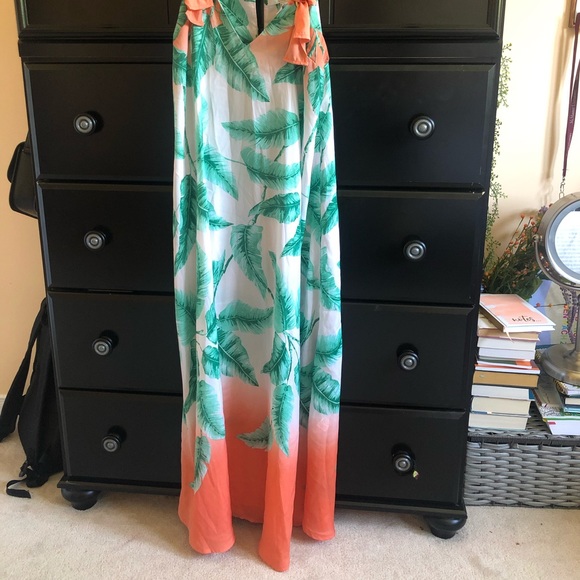 Comfortable Multi-way Strap Maxi Dress - Picture 2 of 4